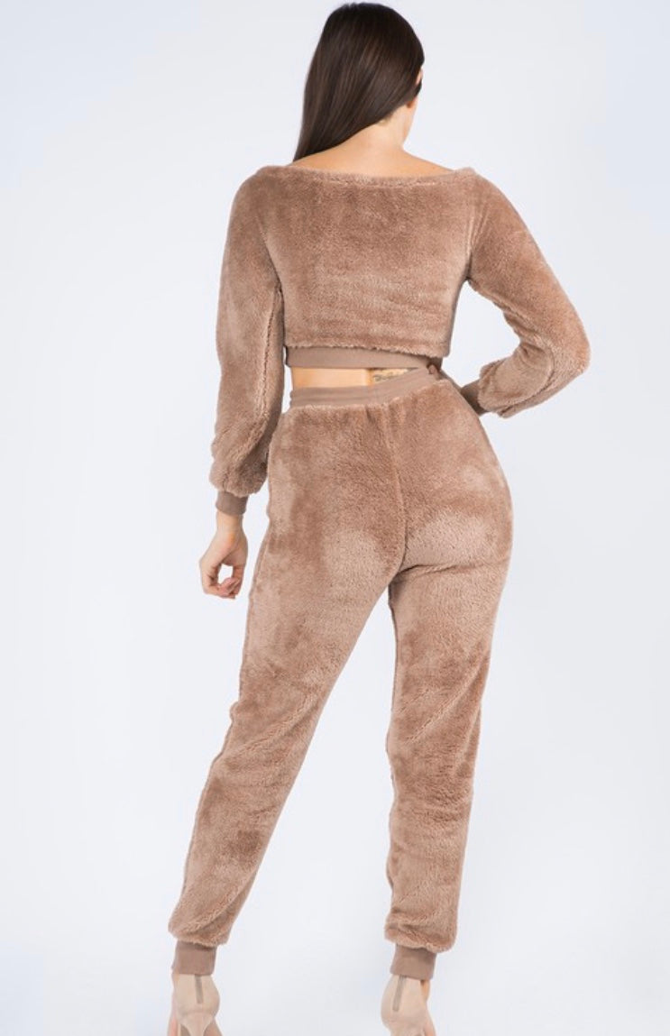 TEDDY BEAR FAUX FUR OFF SHOULDER CROP SET